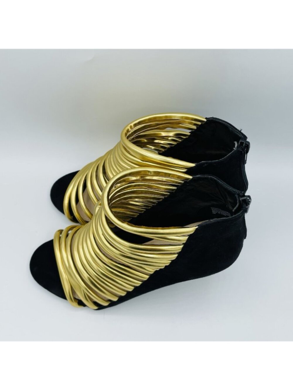 Torrid Shoes Womens Size 8 Wide Black Gold Ankle Booties Heels Zip Peep Toe - Picture 6 of 12